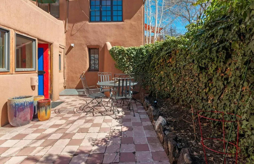 632 Old Santa Fe Trail-1