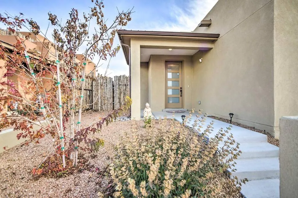 Casa Desert Rose-1