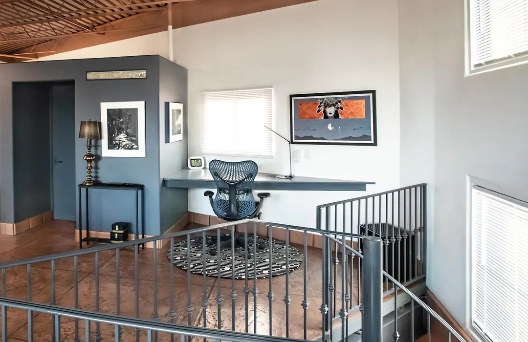 Heart Of Vibrant Railyard-Large Downtown Loft With Prime Location And Beautiful Deck-1