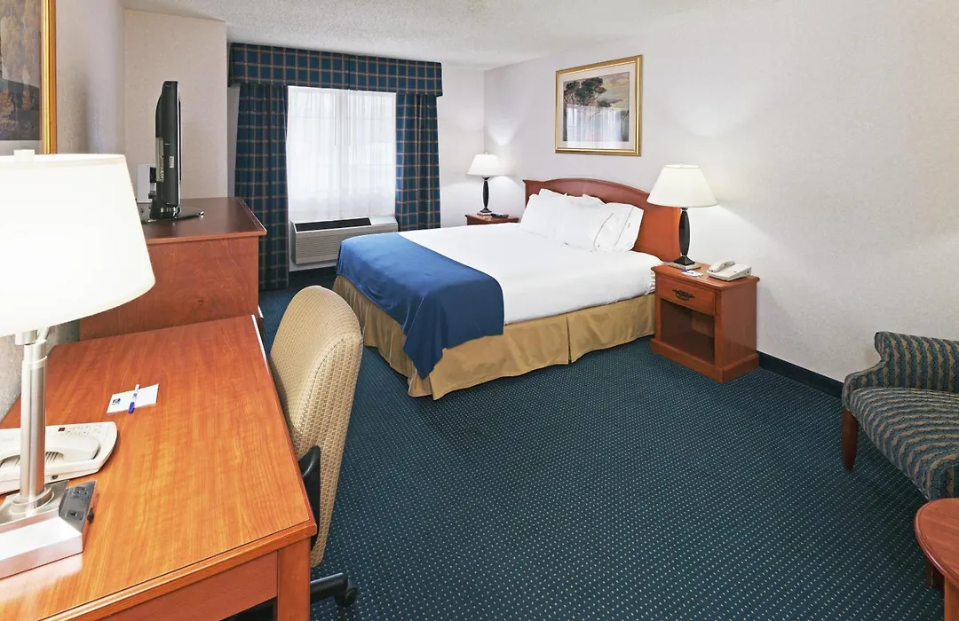 Ramada By Wyndham Santa Fe-1