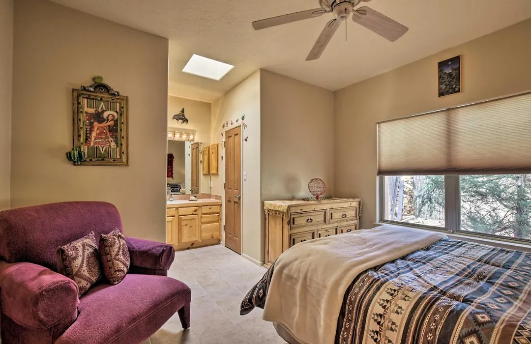 1 Mi To Santa Fe Plaza: Quiet Home W/ Patio-1