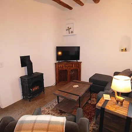 Closson Casita - Patio & Fire Pit - Near Plaza - 1Br-2