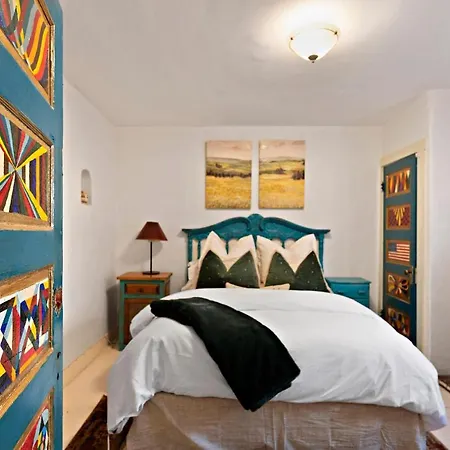 632 Old Santa Fe Trail-2