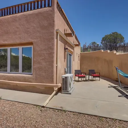 'Casa Al Reves' Pueblo-Style House With Views!-3