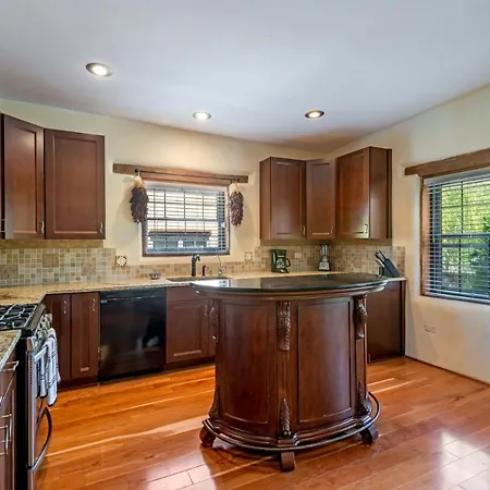 Apodaca - Spacious And Inviting-3