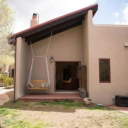 Sun And Ski! Beautiful, Downtown, On 1.5 Acres!-2