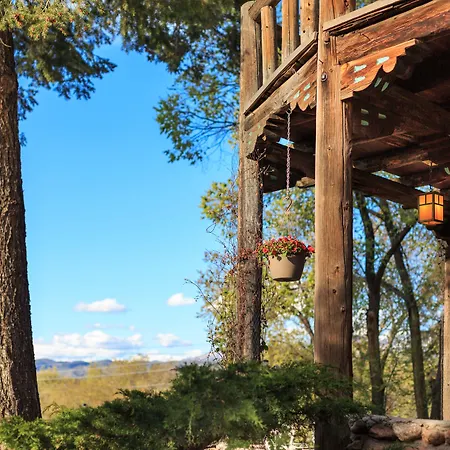 Inn Of The Turquoise Bear-3