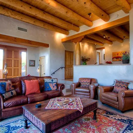 Bishops Lodge Villa Corazones Three-Bedroom Holiday Home-2